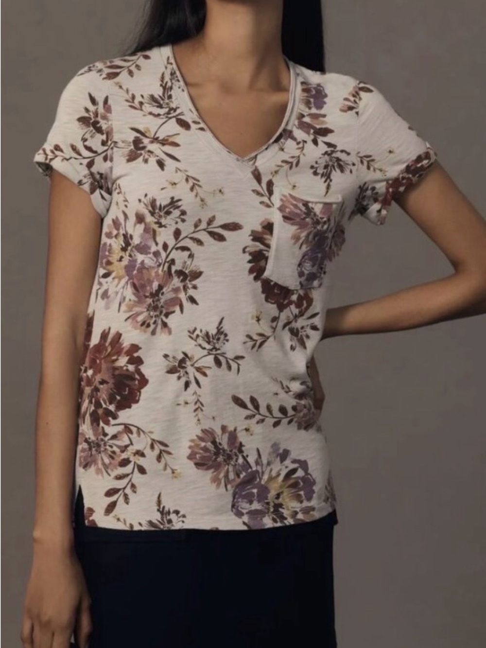Anthropologie t.la Floral V-Neck Pocket Tee floral - size XL